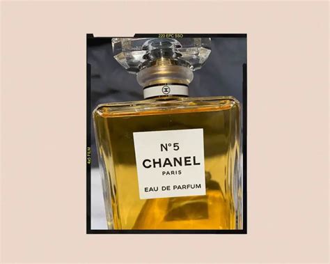 what does chanel n5 smell like|Chanel no 5 perfume reviews.